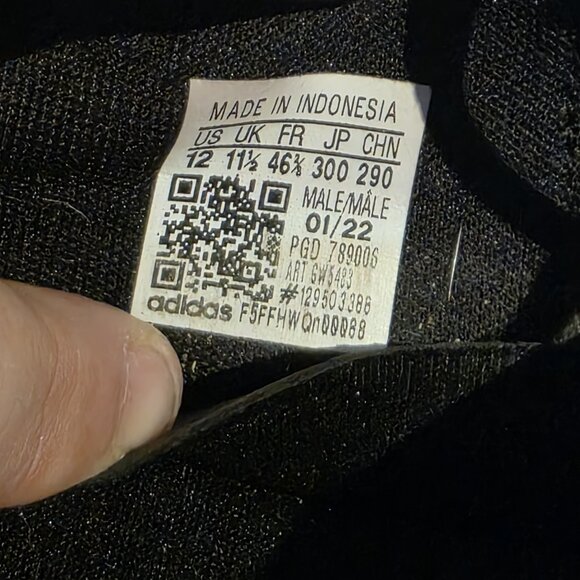 Mens Size 12 - Adidas Own The Game Basketball Shoes Excellent Condition - Picture 10 of 10